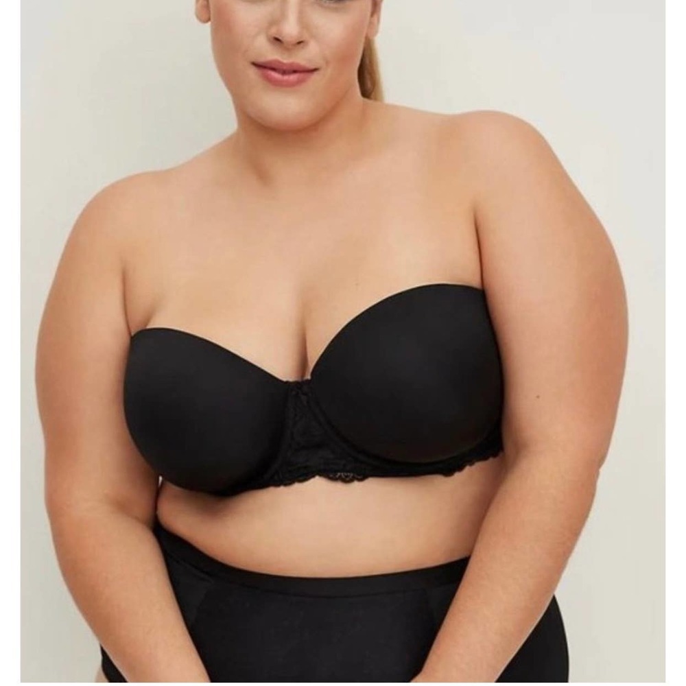 Torrid Curve Strapless Bra Plus sz. 40 F Black Lightly Lined Smooth